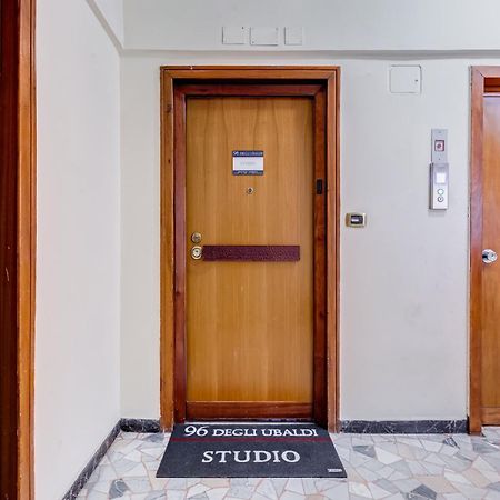 96 Degli Ubaldi Studio Рим Экстерьер фото
