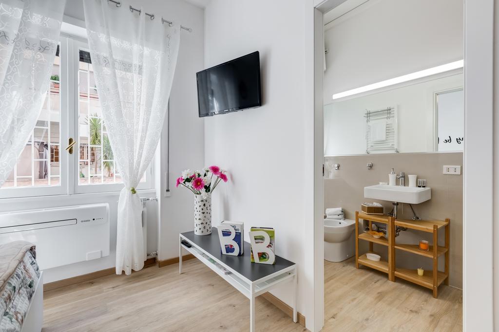 96 Degli Ubaldi Studio Рим Экстерьер фото